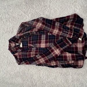 American Eagle Outfitters Women's Plaid Button Down Shirt - Burgundy and Navy